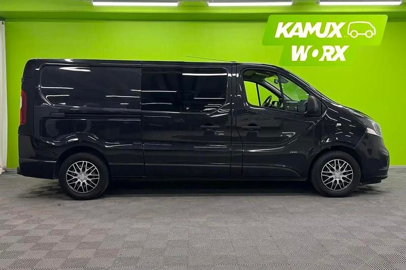 Käytetty Opel Vivaro Edition 125 HP (91 kW) 2018 Musta Tila-auto