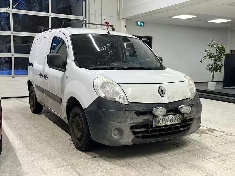 Käytetty Renault Kangoo 90 HP (66 kW) 2011 Tila-auto