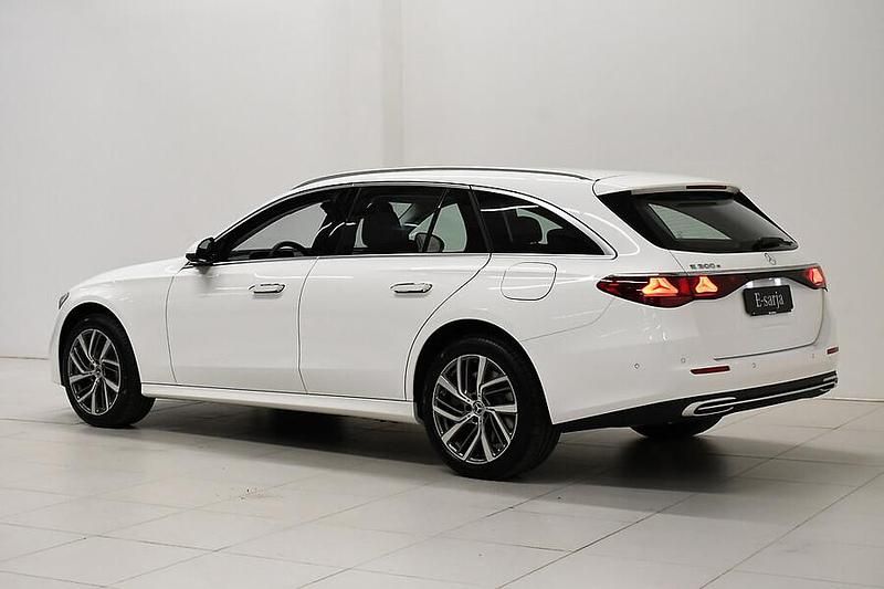 Käytetty Mercedes E300 277 HP (203 kW) 2024 149 Farmari