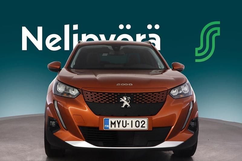 Käytetty Peugeot e-2008 Allure 100 kW (136 HP) 2021 Oranssi Katumaasturi
