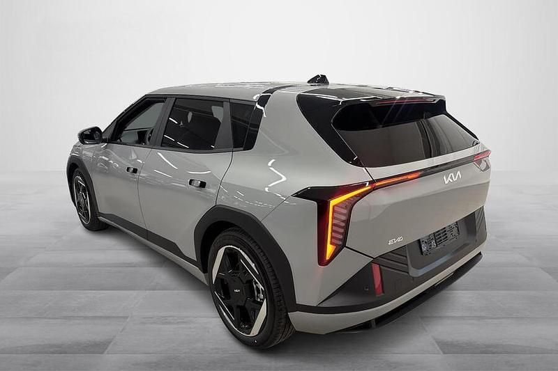 Uusi Kia EV4 Inspiration 150 kW (204 HP) 2025 Viistoperä