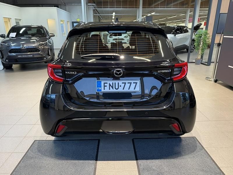 Käytetty Mazda 2 Comfort 116 HP (85 kW) 2023 Musta Viistoperä