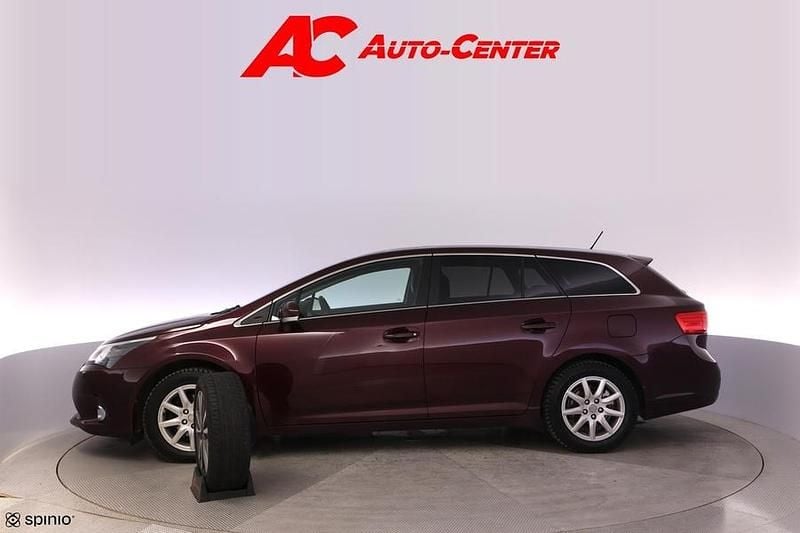 Käytetty Toyota Avensis Active 124 HP (91 kW) 2013 Farmari