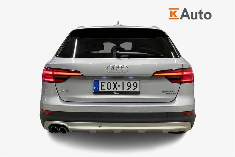 Käytetty Audi A4 Allroad Business 190 HP (139 kW) 2018 Hopea Farmari