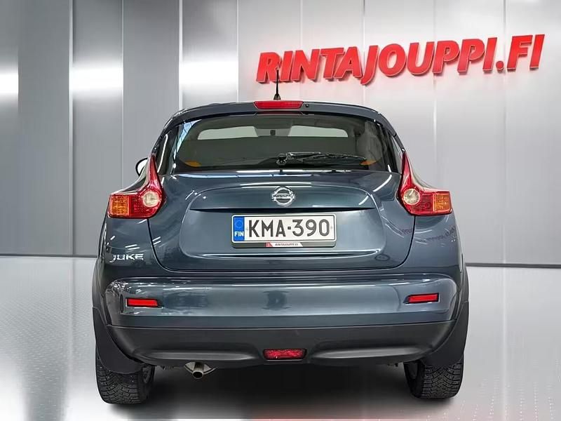 Käytetty Nissan Juke Visia 117 HP (86 kW) 2012 Sininen Katumaasturi