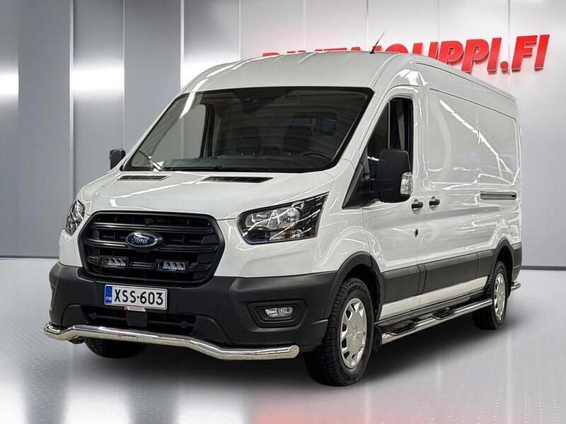 Käytetty Ford Transit Trend 131 HP (96 kW) 2025 Valkoinen Van