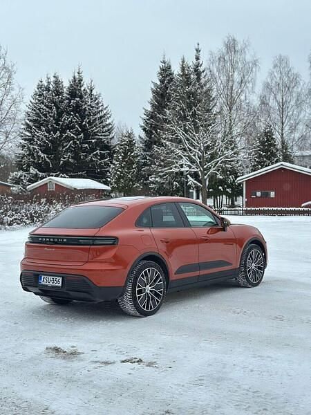 Käytetty Porsche Macan 330 kW (449 HP) 2024 Katumaasturi