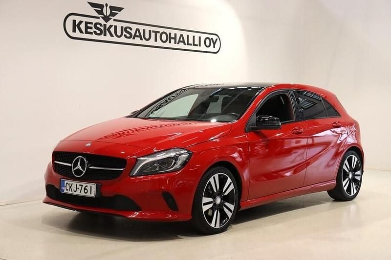 Punainen Käytetty 2016 Mercedes A180 Business Viistoperä | 17 700 € (Perustarjous) - Kuva 1/4