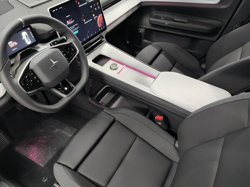 Uusi Polestar 4 Long Range Dual motor 22 kW (30 HP) 2026 Katumaasturi