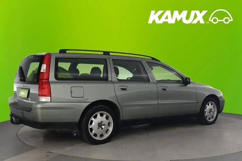Käytetty Volvo V70 Kinetic 140 HP (102 kW) 2005 Vihreä Farmari