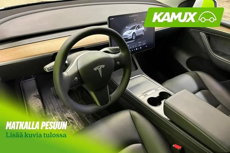 Käytetty Tesla Model Y 258 kW (351 HP) 2022 Valkoinen Katumaasturi