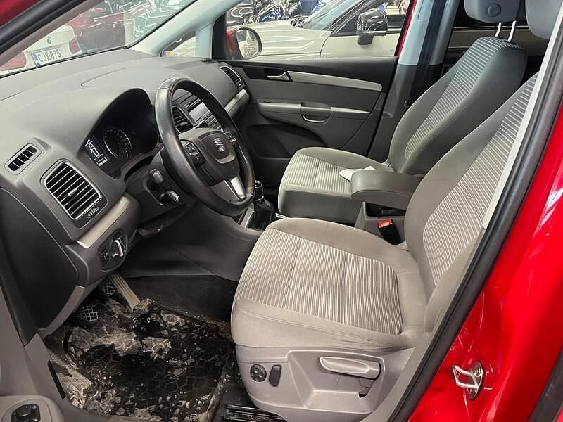 Käytetty Seat Alhambra Business 140 HP (102 kW) 2014 Tila-auto