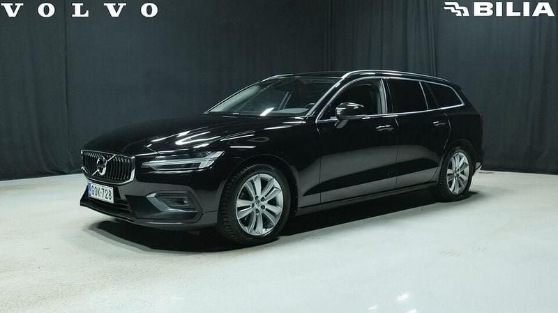 Käytetty Volvo V60 Business Edition 197 HP (144 kW) 2021 Farmari