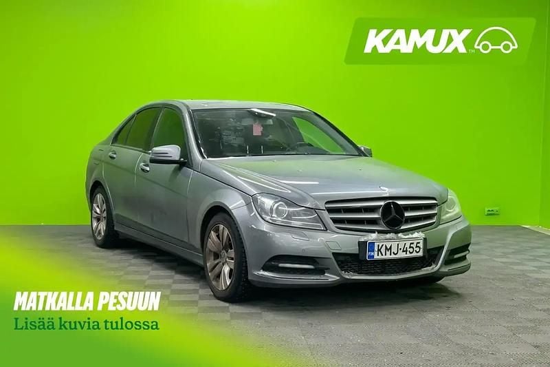Hopea / harmaa Käytetty 2013 Mercedes C200 Business Sedan | 7 990 € (Perustarjous) - Kuva 1/4