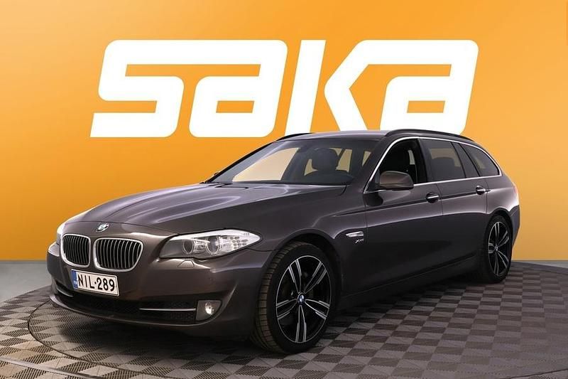 Käytetty BMW 525 Sport Line 218 HP (160 kW) 2012 Farmari
