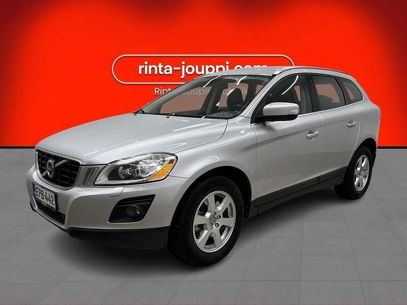 Hopea Käytetty 2010 Volvo XC60 Summum Katumaasturi | 13 300 € (Hieman kallis) - Kuva 1/3