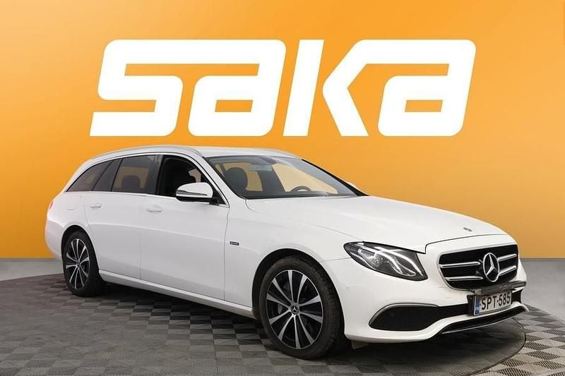 Käytetty Mercedes E300 Avantgarde 306 HP (225 kW) 2021 Farmari