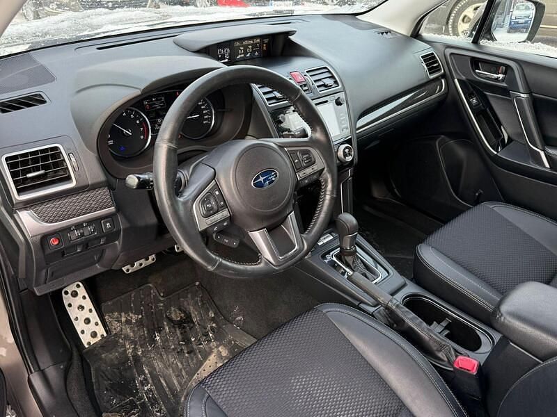 Käytetty Subaru Forester 150 HP (110 kW) 2019 Katumaasturi