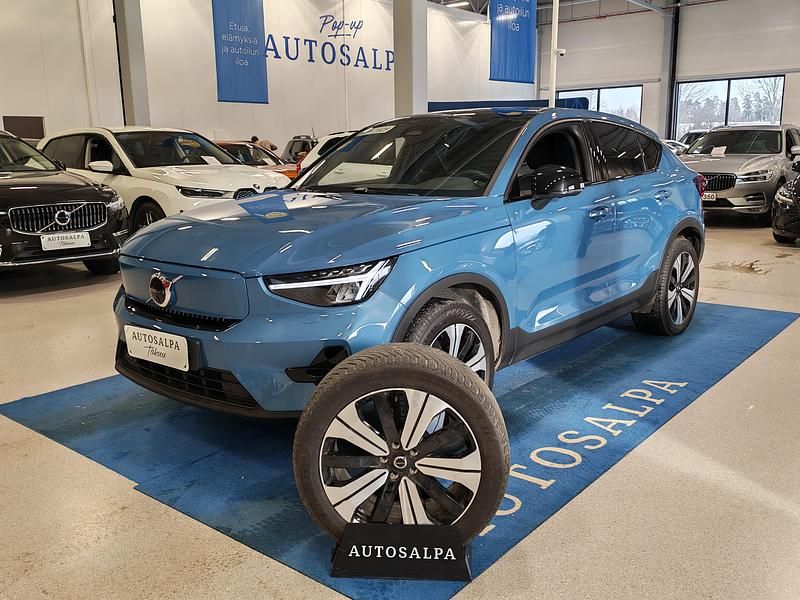 Käytetty Volvo C40 Ultimate 300 kW (408 HP) 2023 Sininen Katumaasturi