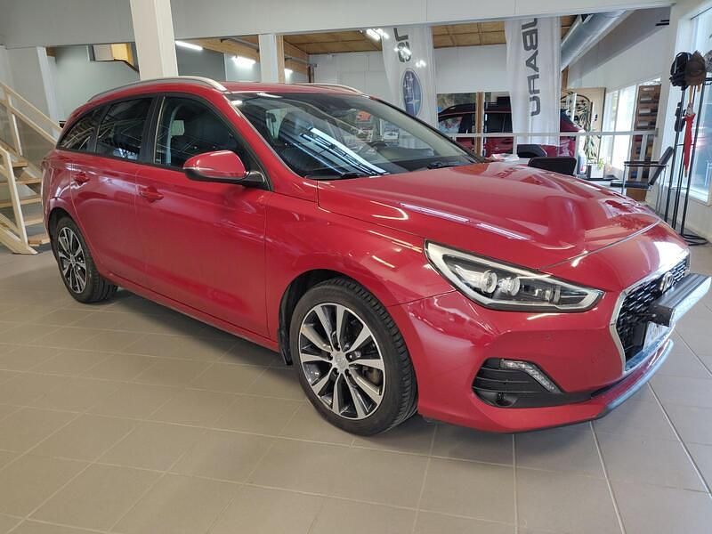 Musta Käytetty 2020 Hyundai i30 Sport Farmari | 17 790 € (Perustarjous) - Kuva 1/4