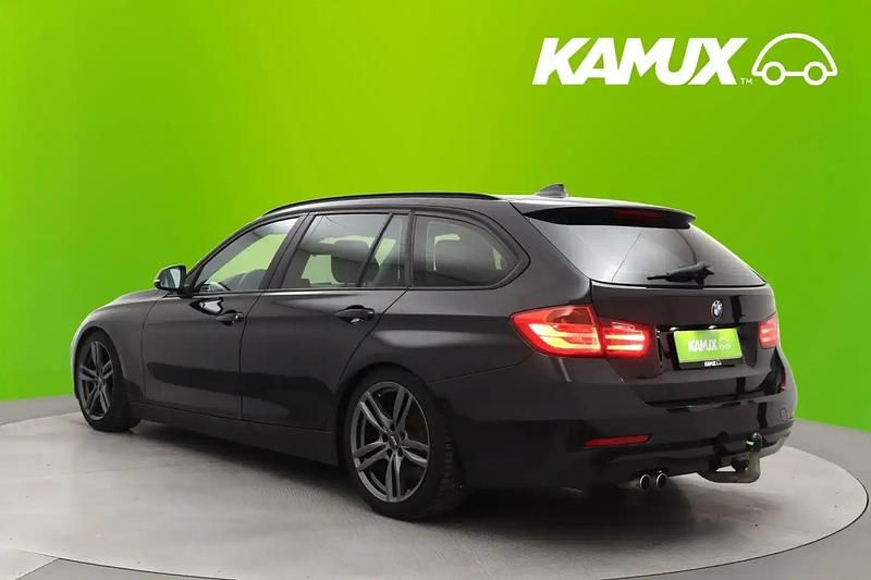 Käytetty BMW 330 Comfort Edition 258 HP (189 kW) 2014 Musta Farmari