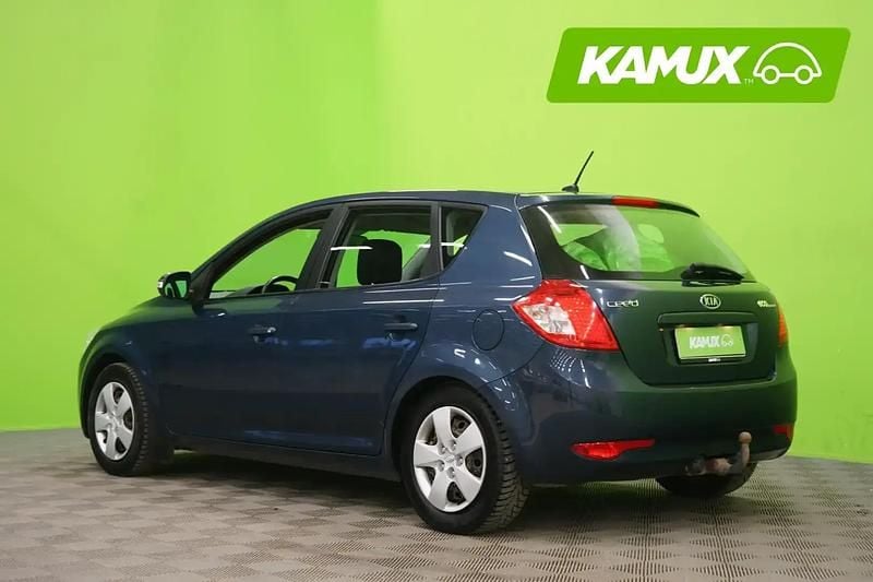 Käytetty Kia Ceed Active 124 HP (91 kW) 2010 Sininen Viistoperä
