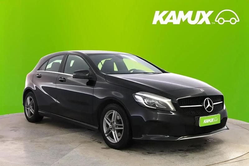 Käytetty Mercedes A180 Style 122 HP (89 kW) 2017 Musta Sedan