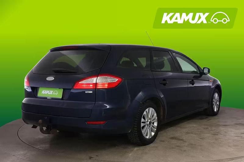 Käytetty Ford Mondeo Titanium 150 HP (110 kW) 2010 Sininen Viistoperä