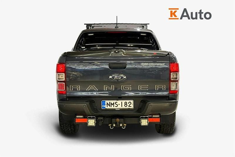 Käytetty Ford Ranger Wildtrack 211 HP (155 kW) 2023 Harmaa Nouto