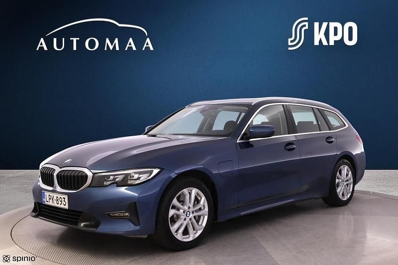 Sininen Käytetty 2021 BMW 330e Sport Line Farmari | 30 980 € (Kallis) - Kuva 1/3