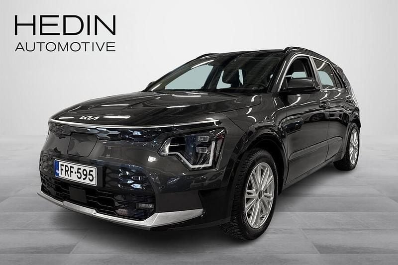 Käytetty Kia e-Niro EX 150 kW (204 HP) 2023 Harmaa Katumaasturi