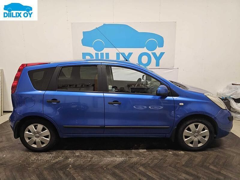 Käytetty Nissan Note 88 HP (64 kW) 2006 Katumaasturi