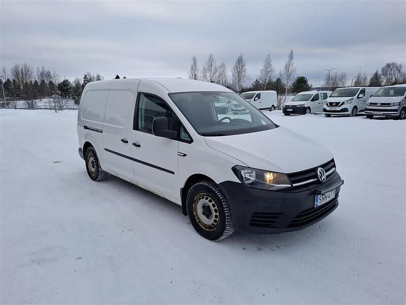Käytetty VW Caddy Maxi 102 HP (75 kW) 2015 Val Tila-auto