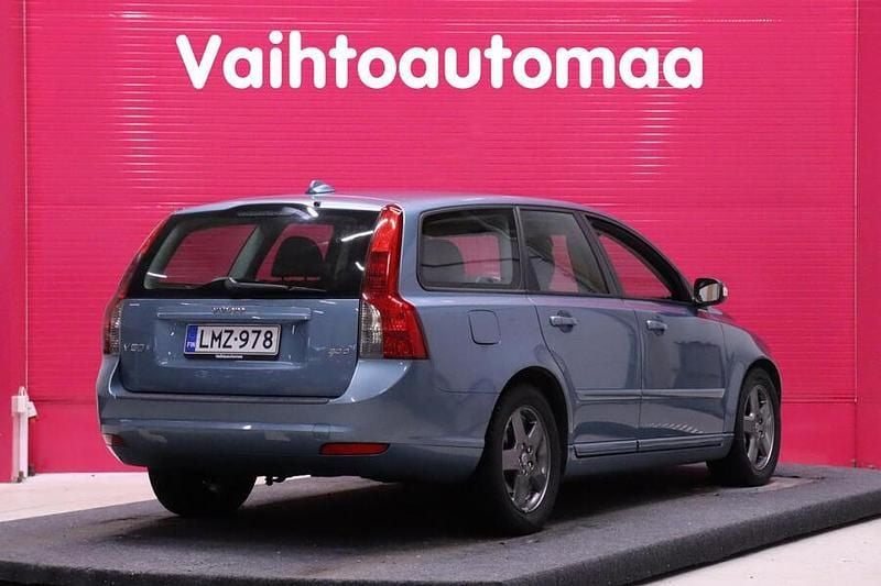 Käytetty Volvo V50 Momentum 136 HP (100 kW) 2008 Farmari