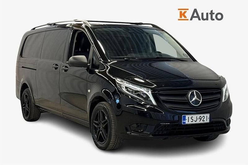 Käytetty Mercedes Vito 163 HP (119 kW) 2022 Musta Van
