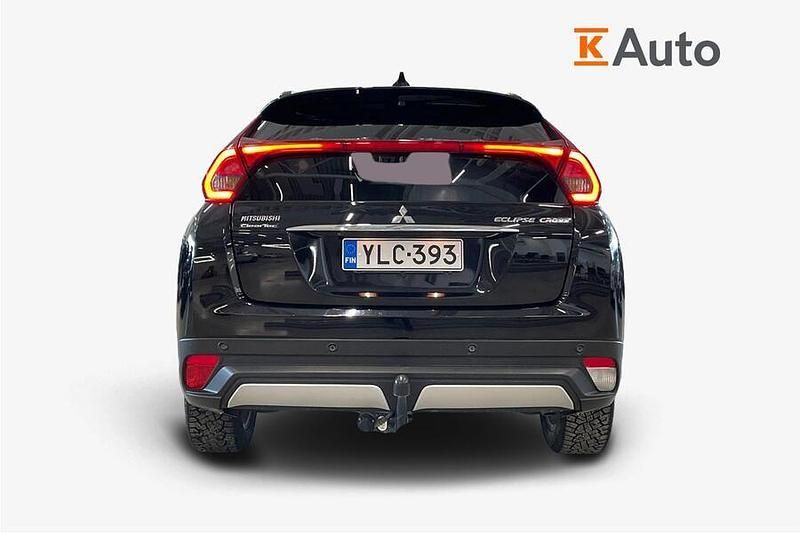 Käytetty Mitsubishi Eclipse Cross Active 163 HP (119 kW) 2020 Musta Katumaasturi