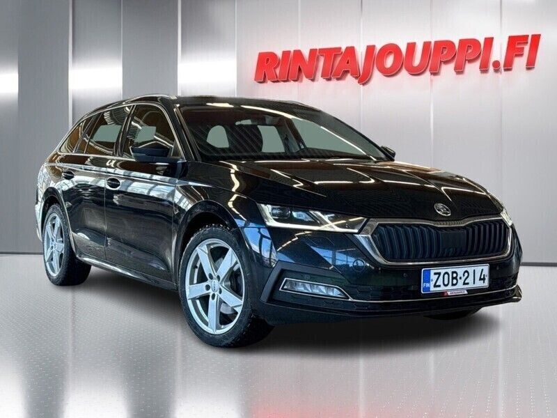 Musta Käytetty 2022 Skoda Octavia Style Farmari | 25 300 € (Supertarjous) - Kuva 1/3