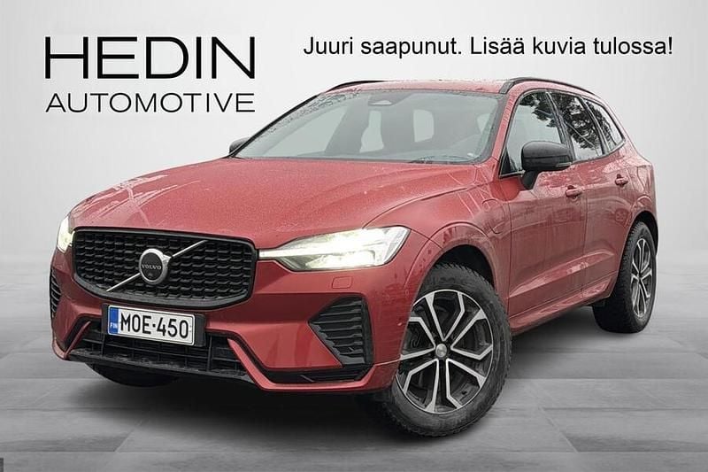 Käytetty 2022 Volvo XC60 R-Design Katumaasturi | 42 900 € (Perustarjous) - Kuva 1/4