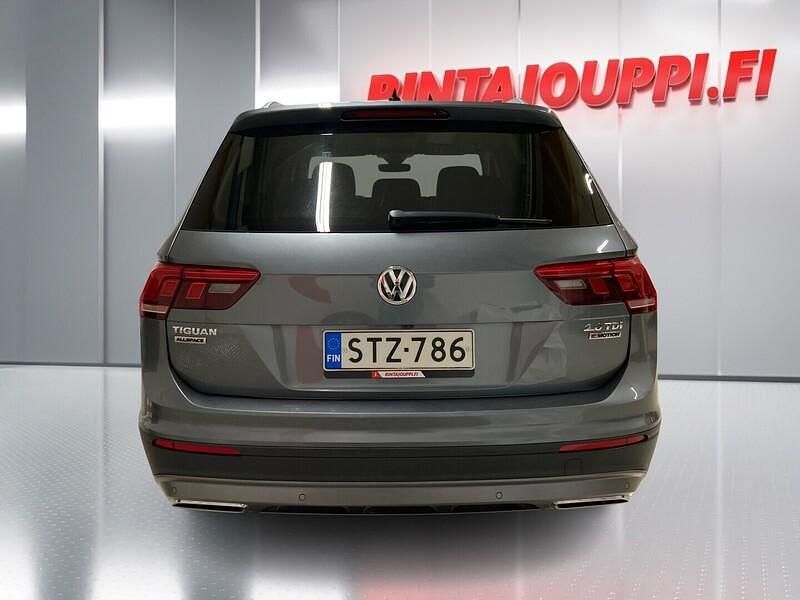 Käytetty VW Tiguan Allspace Comfortline 150 HP (110 kW) 2019 Katumaasturi