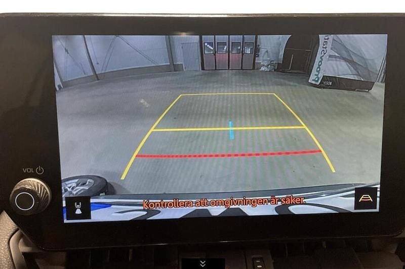 Käytetty Toyota RAV4 Hybrid Active 178 HP (130 kW) 2023 Katumaasturi