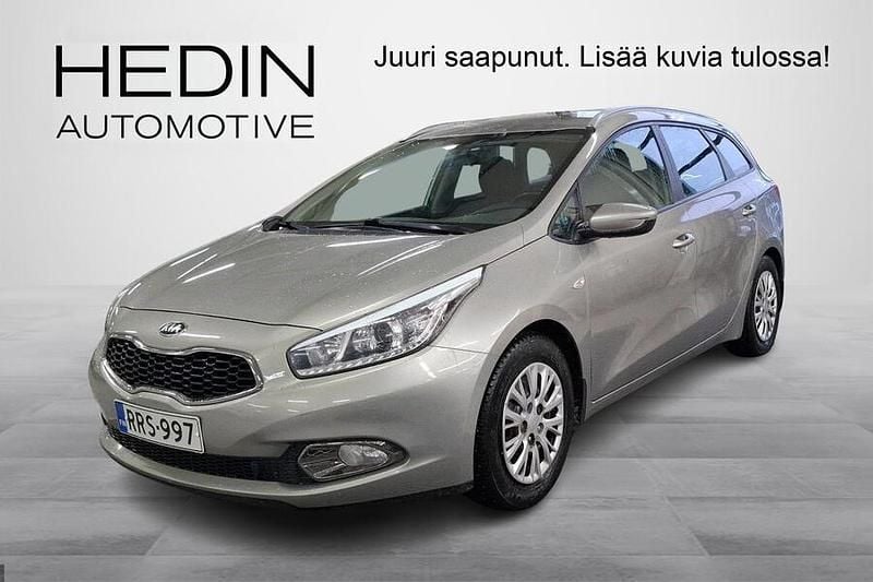 Hopea Käytetty 2013 Kia Ceed Sportswagon LX Farmari | 7 990 € (Perustarjous) - Kuva 1/4