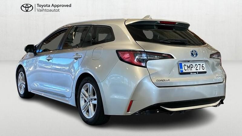 Käytetty Toyota Corolla Active 184 HP (135 kW) 2019 Hopea Farmari