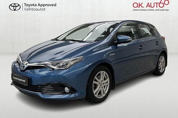 8u6,met.sin. Käytetty 2017 Toyota Auris Active Viistoperä | 16 500 € (Perustarjous) - Kuva 1/3