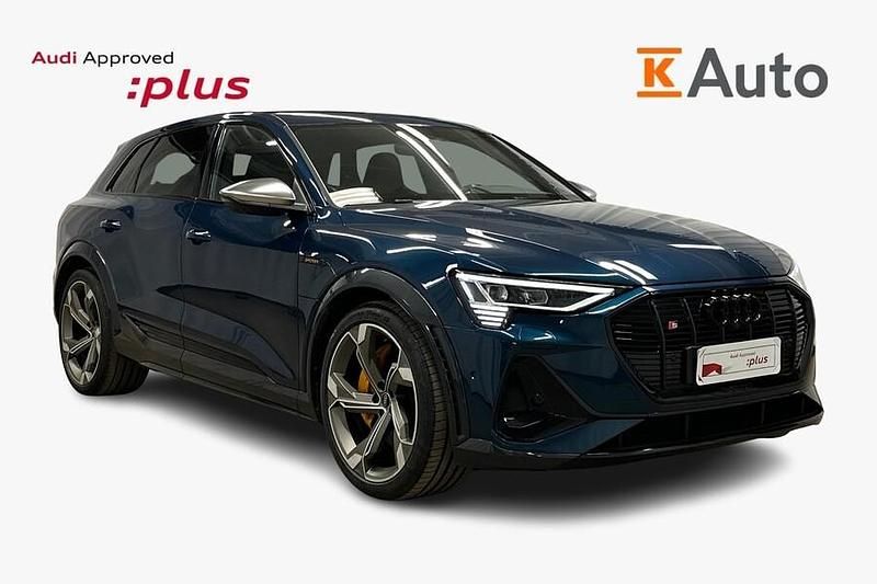 Käytetty Audi e-tron 369 kW (503 HP) 2022 Katumaasturi