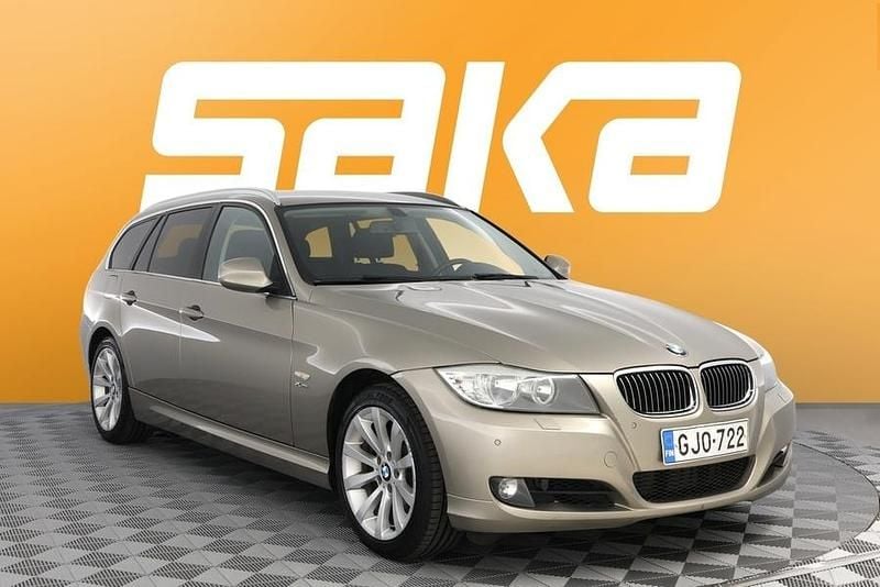 Käytetty 2011 BMW 330 Farmari | 12 990 € - Kuva 1/3