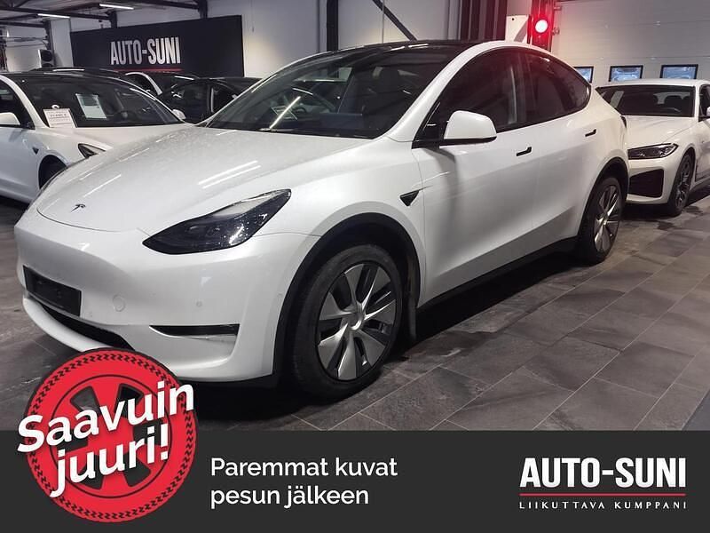 Käytetty Tesla Model Y 258 kW (351 HP) 2023 Katumaasturi
