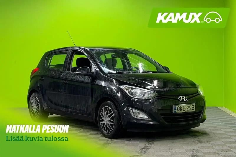 Hopea Käytetty 2013 Hyundai i20 GO! Viistoperä | 7 390 € (Perustarjous) - Kuva 1/4
