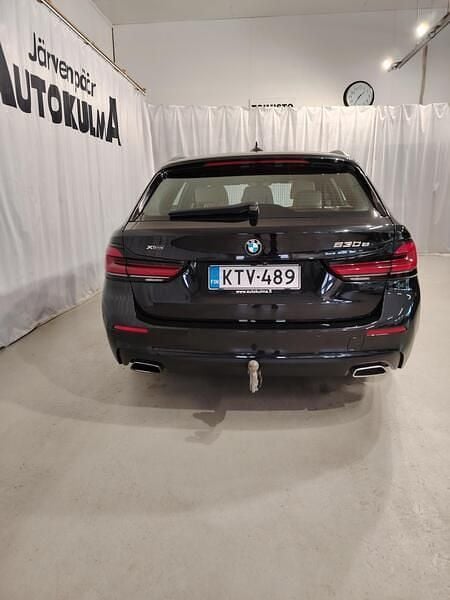 Käytetty BMW 530e 184 HP (135 kW) 2021 Musta Farmari