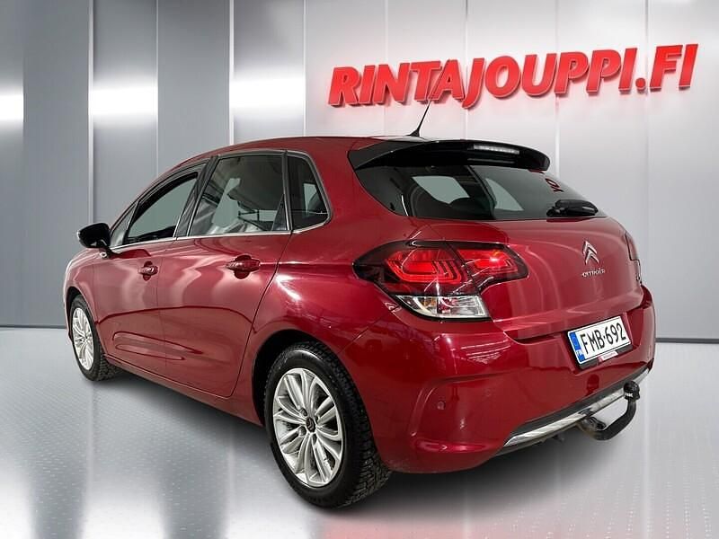 Käytetty Citroën C4 Intensive 131 HP (96 kW) 2016 Viistoperä