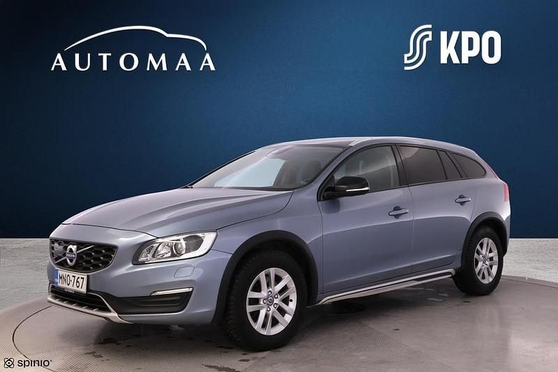 Sininen Käytetty 2019 Volvo V60 CC Standard Farmari | 19 900 € (Perustarjous) - Kuva 1/3